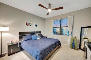 2 bedrooms, WiFi, bed sheets - Mansions North at Artesia (Naples)