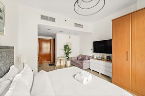 Ferros/tábuas de passar roupa, Wi-Fi, roupa de cama