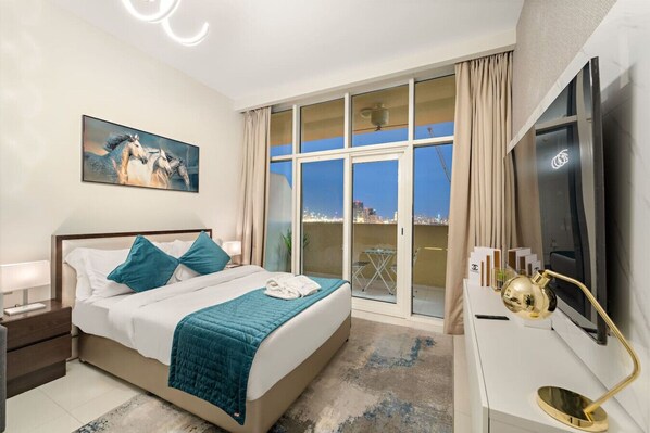 アイロン / アイロン台、WiFi、ベッドシーツ