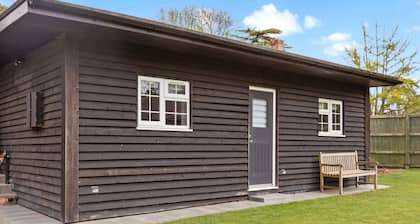 Crazy Fox Garden Cabin - From 120 Per Night