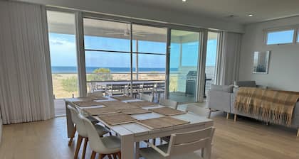 On Point- 5 bedroom modern beachfront holiday home - Off peak special!
