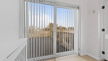 Studio | 2 bedrooms, desk, Internet