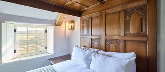 Host Stay Potters Cottage