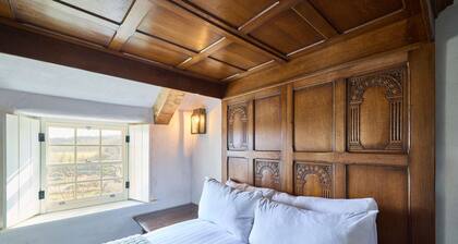 Host Stay Potters Cottage