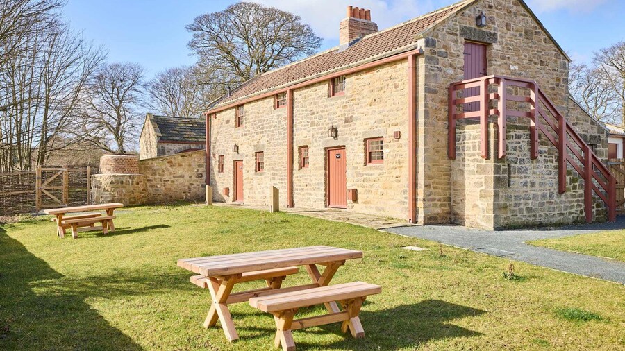 Host Stay Drovers Rest