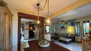 32-inch TV with digital channels -  Casa Cacau Buzios (Búzios)