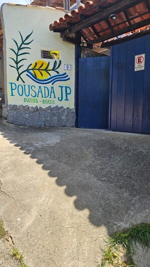 Façade de l’hébergement