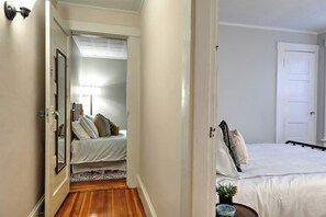 2 Schlafzimmer, Bügeleisen/Bügelbrett, WLAN, Bettwäsche