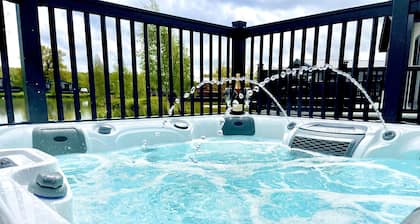 Tranquil Woodland Lodge Retreat in Lincolnshire