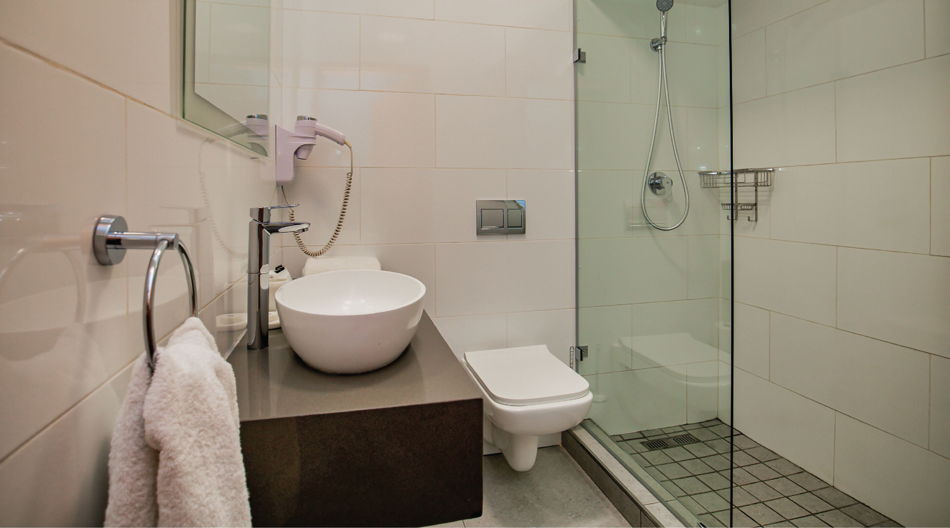 Photo - 9 On Barrack