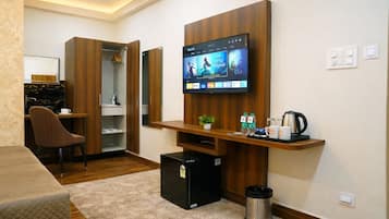 Memory foam beds, minibar, soundproofing, free WiFi