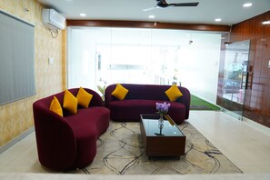 Reception - Grand Maalyasa Hotel & Suites (Hyderabad)