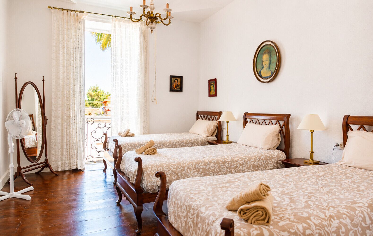 3 Schlafzimmer, Bügeleisen/Bügelbrett, Reisekinderbett, kostenloses WLAN