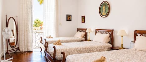 3 Schlafzimmer, Bügeleisen/Bügelbrett, Reisekinderbett, kostenloses WLAN