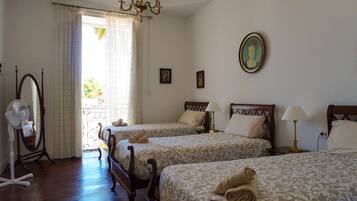 3 bedrooms, iron/ironing board, travel crib, free WiFi