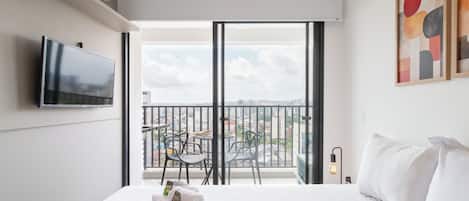 Studio | Blackout drapes, iron/ironing board, free WiFi, bed sheets