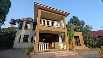 Fachada del alojamiento