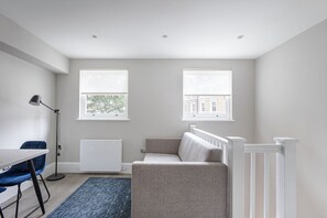 Apartment - Collingham Road - 1 Bedroom Apartment I (London)
