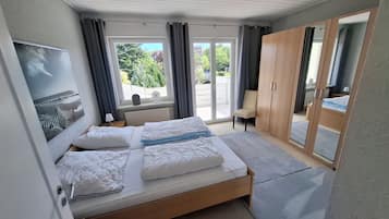 2 Schlafzimmer, Bügeleisen/Bügelbrett, kostenloses WLAN