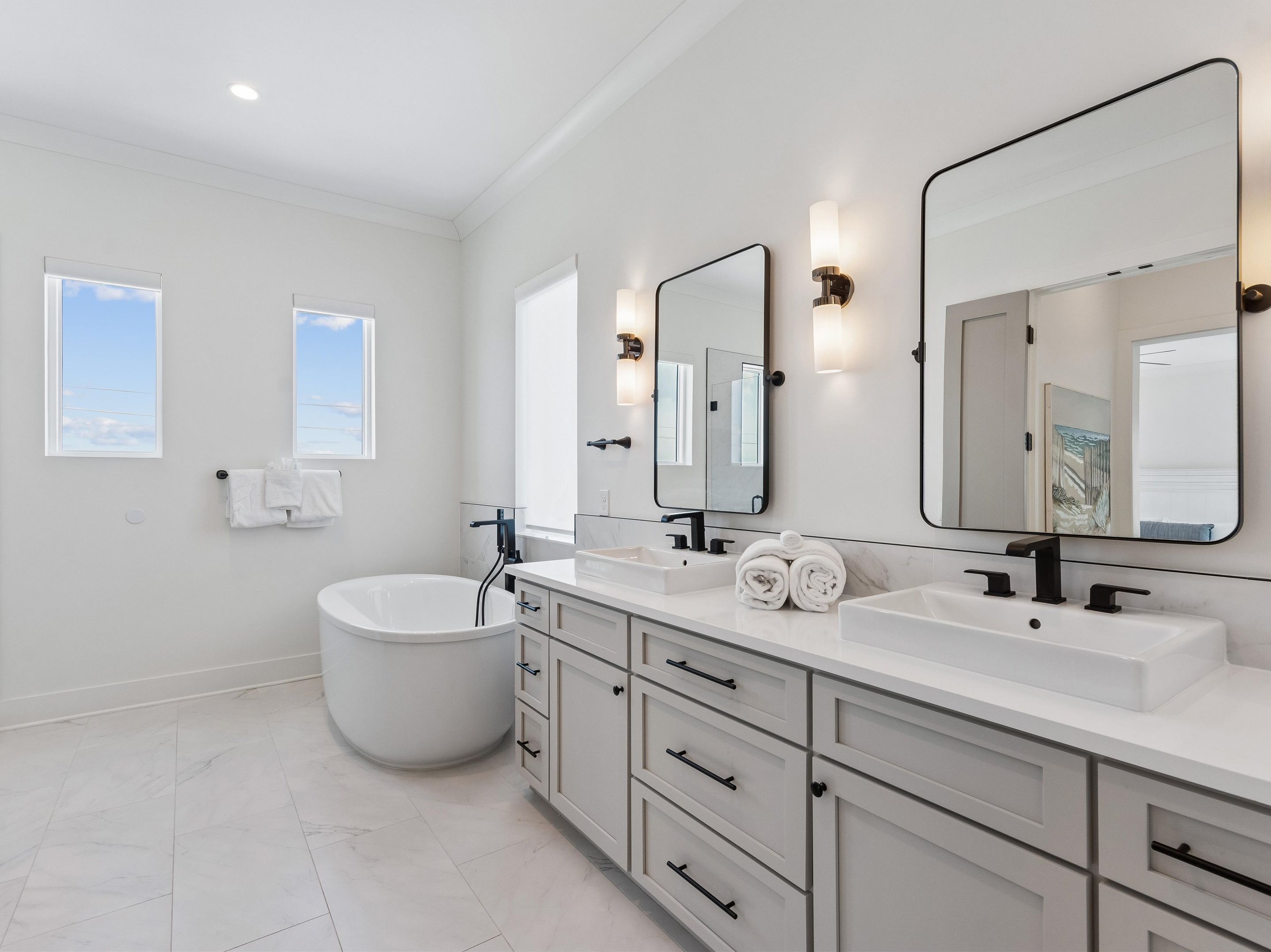 Primary Bathroom - Double Vanity + Bath Tub - Third Floor