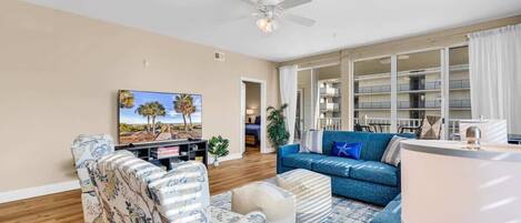 TV connectée, jeux vidéo, livres