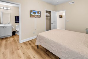 5 soverom, strykejern/-brett og wi-fi (inkludert)