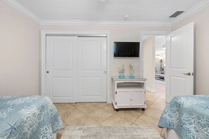2 dormitorios, tabla de planchar con plancha, wifi y ropa de cama