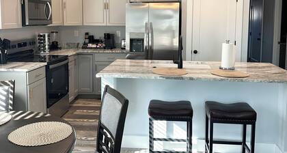 Charming 3-bedroom house in delightful Wellford with new appliances, WiFi, AC