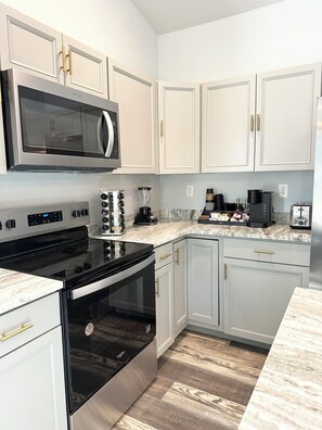 Microwave, oven, stovetop, dishwasher