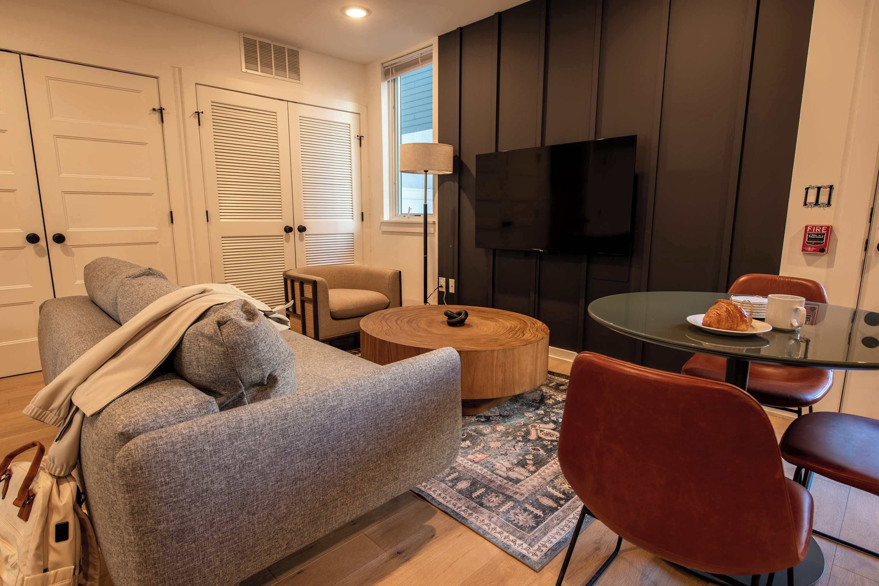 Televisio, työhuone