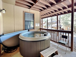 Bain à remous extérieur