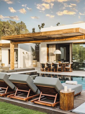 Vila grand, 5 quartos | Escrivaninha, espaço de trabalho para notebook, Wi-Fi de cortesia