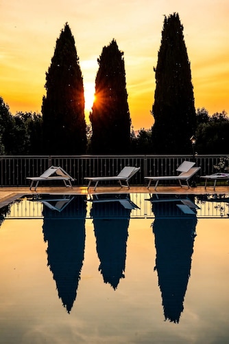 Villa Abaton: Enchanting Etruscan Villa with Sea View, one hour from Rome