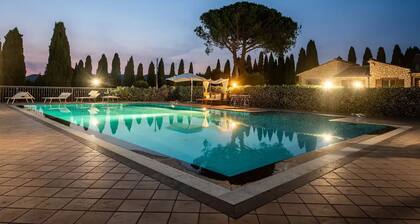 Villa Abaton: Enchanting Etruscan Villa with Sea View, one hour from Rome
