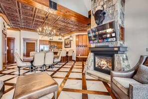 Interior - Slopeside 4BR penthouse at One Ski Hill Place (Breckenridge)