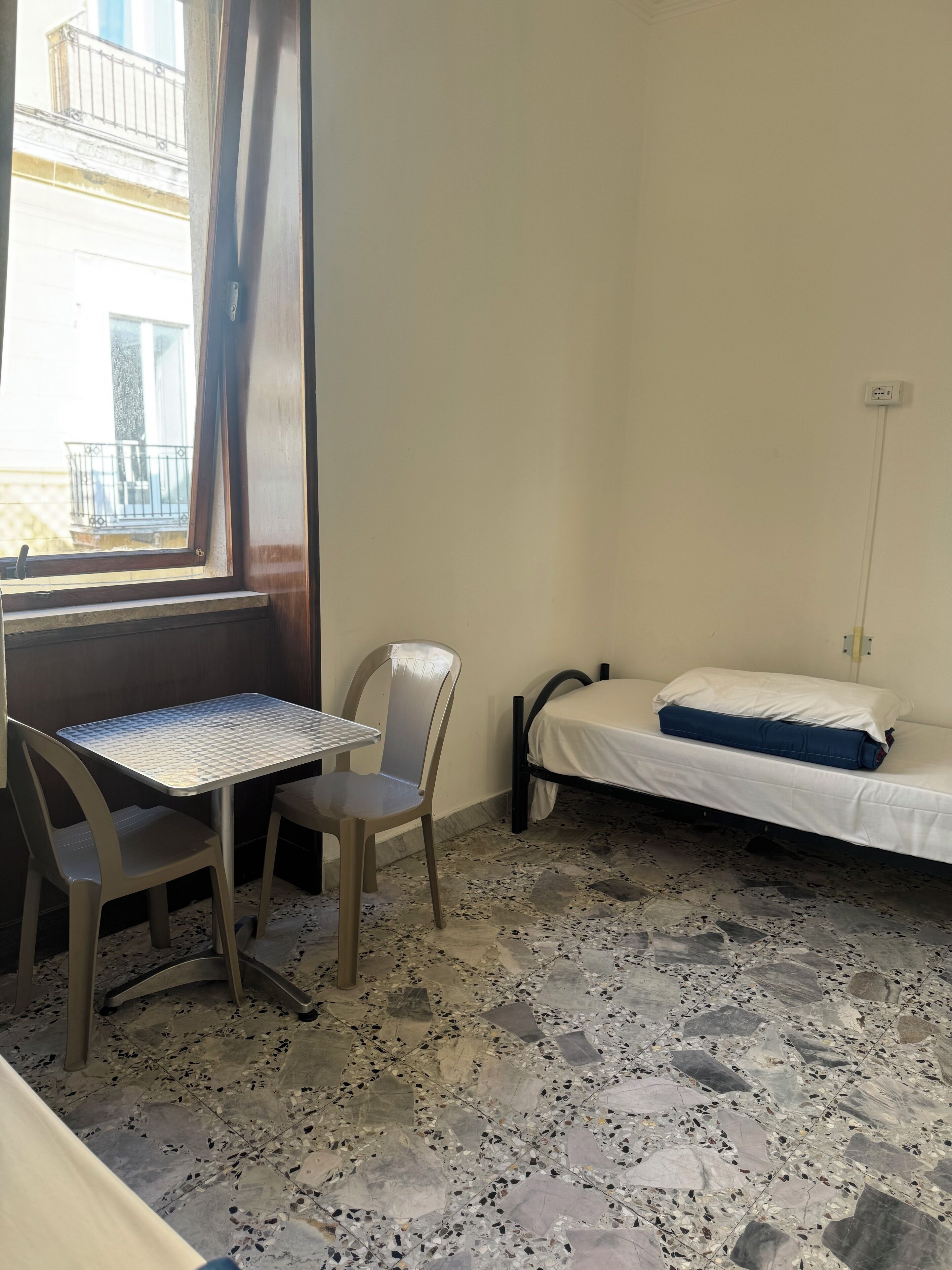 Foto - Backpacker Naples