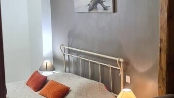 Family Double Room | Individually decorated, soundproofing, free WiFi