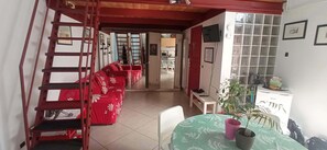 Dining - Cozy studio apartment with loft in San Lorenzo (Roma)