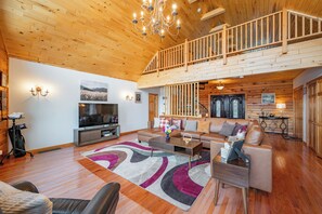 Smart TV, lareira, DVD player