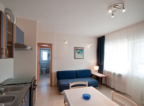 Apartment (Three Bedroom Apartment (Marina)) | 6 bedrooms, cots/infant beds - Sunny Street Apartments 2 (Rovinj)
