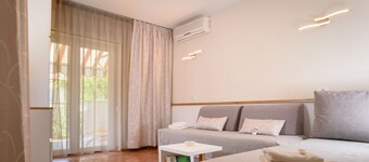 Sunny Street Apartments 2