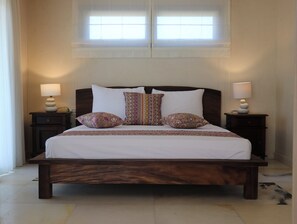 Vila, vista para o mar | 4 quartos, cofres nos quartos, Wi-Fi de cortesia