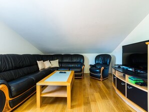 Villa (Four Bedroom Villa) | Living room | 32-inch flat-screen TV with satellite channels - Modern Escape With Private Pool, Sauna, Game Room & Bbq, Near Zadar (Policnik)