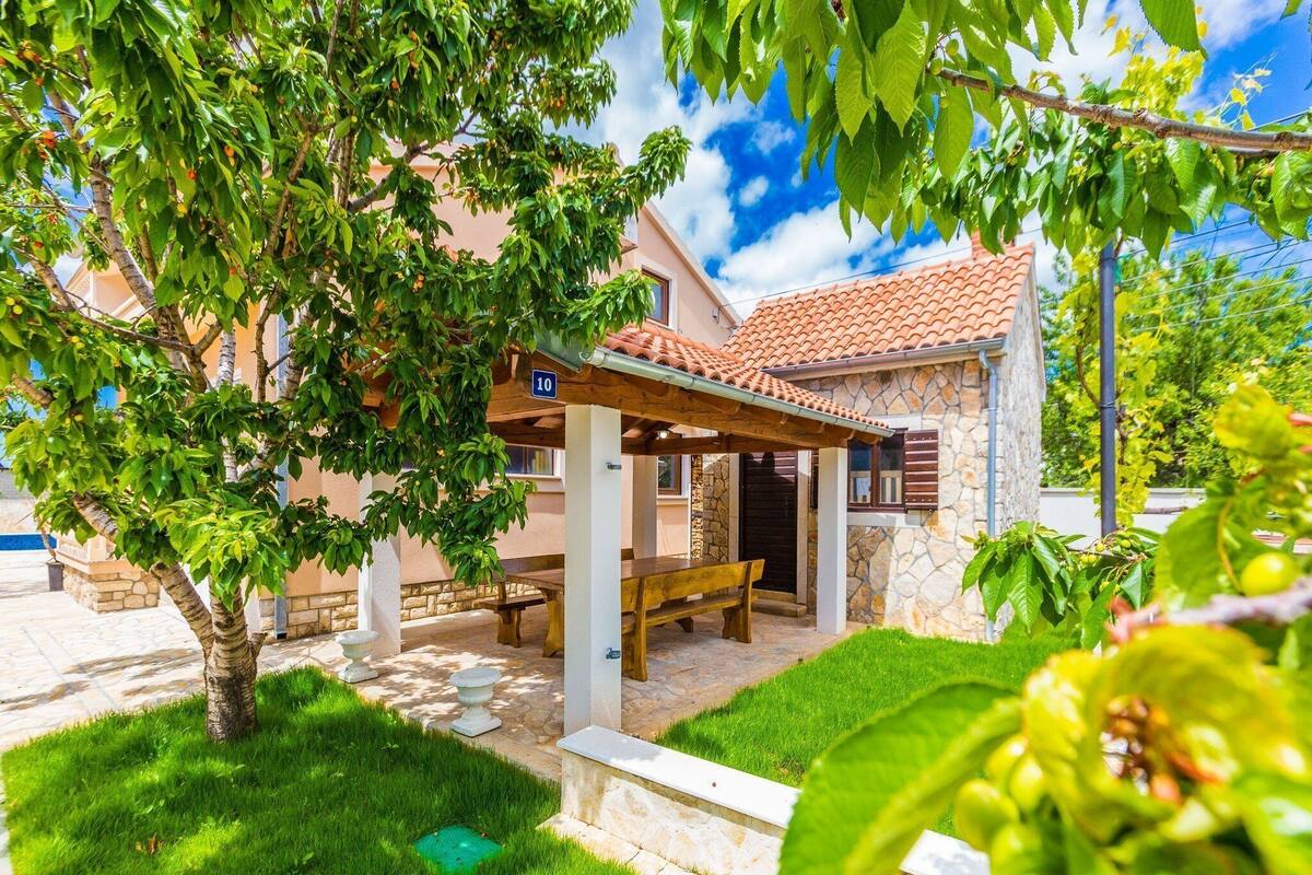 Villa (Four Bedroom Villa) | Aussenbereich