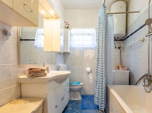 House (Two Bedroom Holiday Home) | Bathroom - Relaxing Zadar Hideaway With Seasonal Pool & Seaside Charm (Zadar)