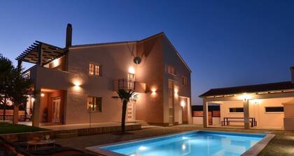 Apartment Villa Troskot