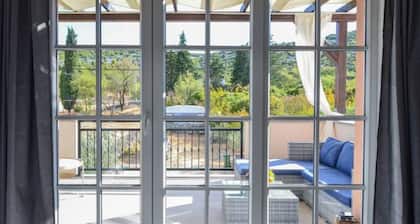 Apartment Villa Troskot