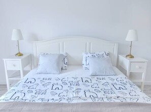 Villa (Villa With Pool) | 2 bedrooms, cots/infant beds - Apartment Villa Troskot (Pirovac)