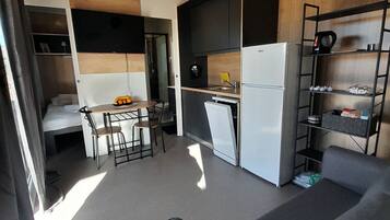 House (Gabrijela House) | Private kitchen | Fridge