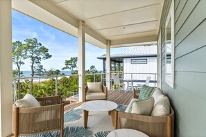 Property grounds - Cocoplum: 4th of July week now available as a Friday or Saturday check in! (Indian Pass)